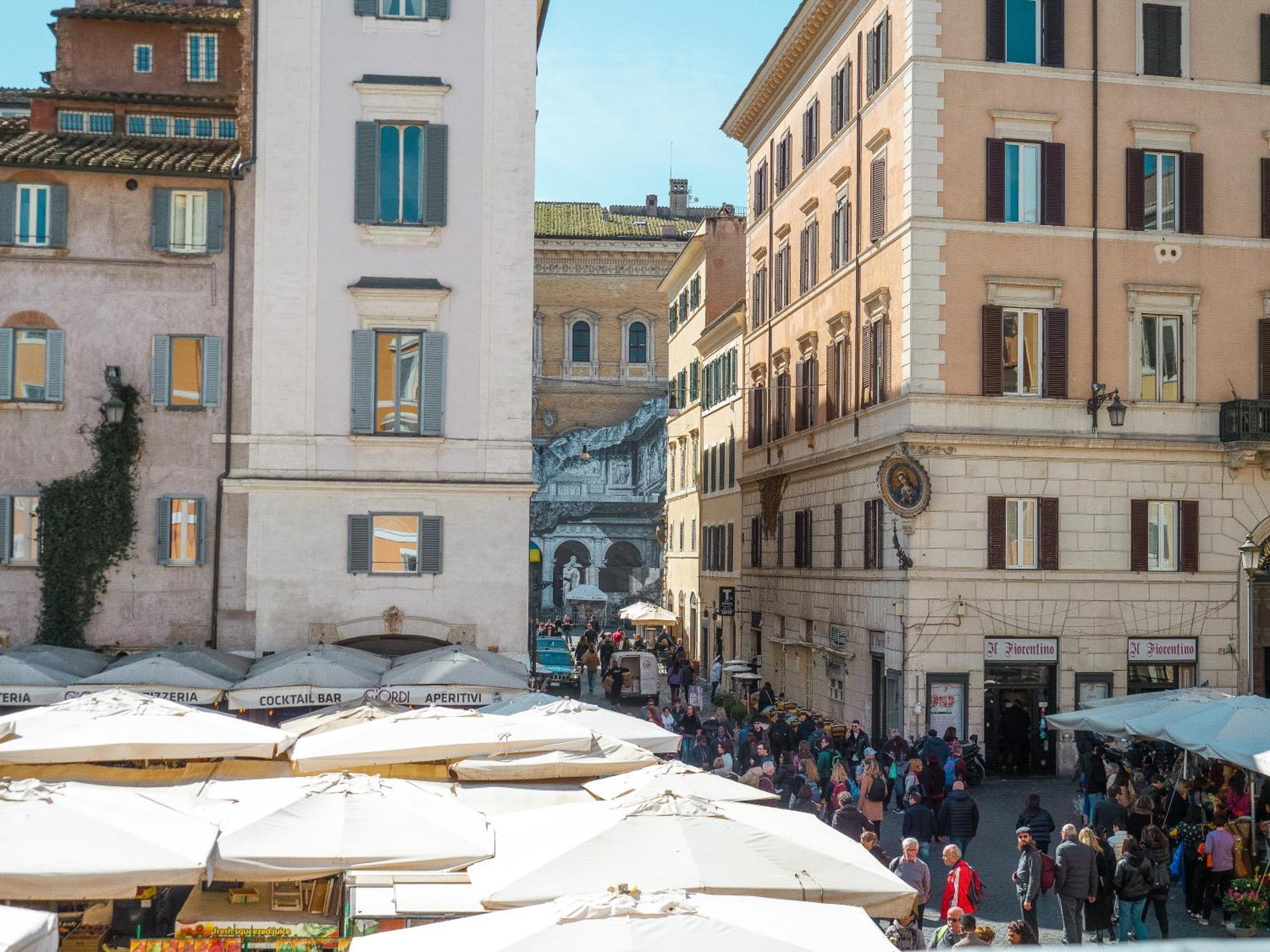 View On Campo De Fiori Irex Apartment Roma Exterior foto